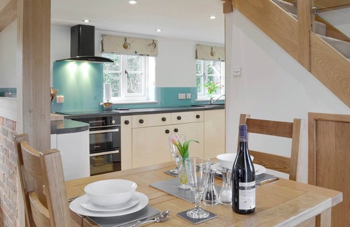 Rye Cottage | 1 bedroom accommodation in Brede, near Rye