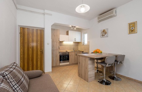 Kampor Apartment | 1 bedroom amazing apartment in Kampor