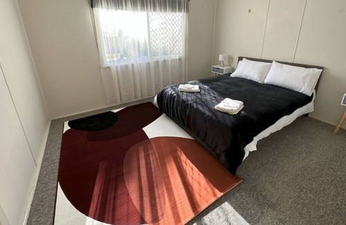 Grafton Apartment | 1 Bedroom Apartment near Grafton's Waterfront