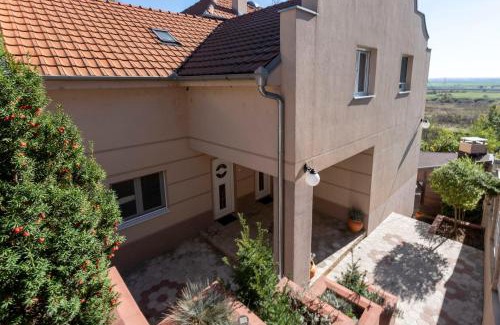 Surcin Apartment | 1-bedroom apartment near airport