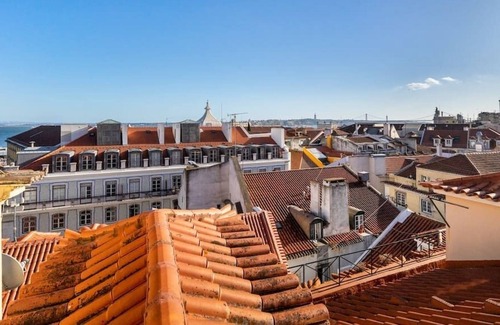 Se Apartment | 1-bedroom apartment right next door to Sé (Cathedral)
