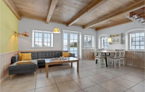 Dueodde Apartment | 1 Bedroom Beautiful Apartment In Nexø