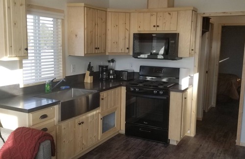 Mammoth Lakes Cabin | 1-bedroom cabin just 9 minutes to Mammoth Mountain