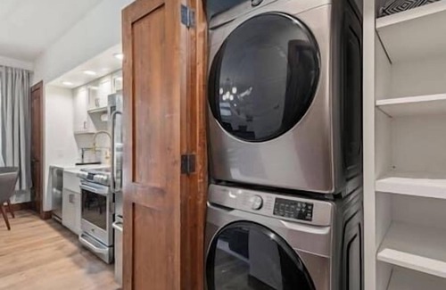 West End Apartment | 1 Bedroom Condo, Aspen Core, Pool, Hot Tub!