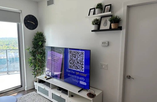 The Queensway Condo | 1 Bedroom Condo