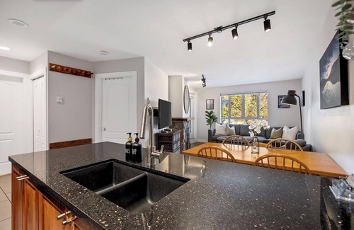 Whistler Cay Heights Condo | 1-bedroom condo w free parking, WIFI and fitness room in the heart of Whistler