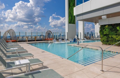 Castleberry Hill Apartment | 1 Bedroom Deluxe @ Wyndham Atlanta Resort