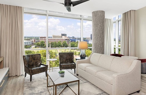 Castleberry Hill Apartment | 1 Bedroom Deluxe @ Wyndham Atlanta Resort