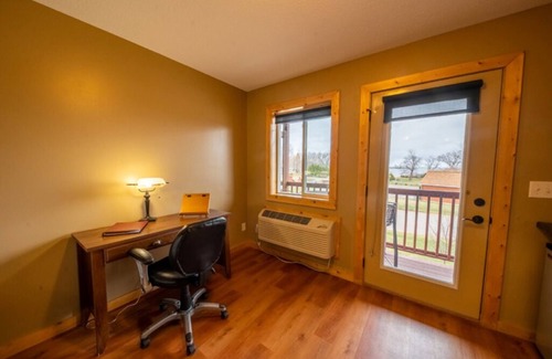 Isle Resort | 1-bedroom double queen hotel Cabin 13, overlooking Mille Lacs Lake