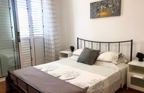 Neapolis Apartment | 1 bedroom flat, prime location near sea, sleeps 4