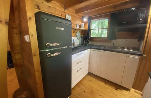 Le Buisson-de-Cadouin Ski Chalet | 1 Bedroom Chalet in Le Buisson de Cadouin
