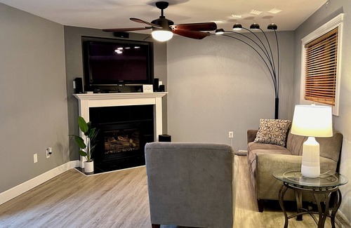 Cheyenne Apartment | 1 bedroom furnished apartment, great location, 10 minutes from Frontier Park.