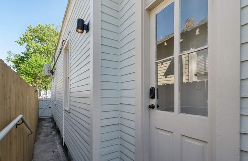 Esplanade Ridge House | 1 Bedroom Home across the street from Jazz Fest!