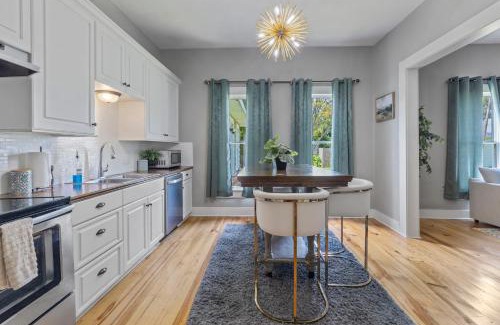 Lake Charles House | 1 Bedroom Home in Downtown Lake Charles La