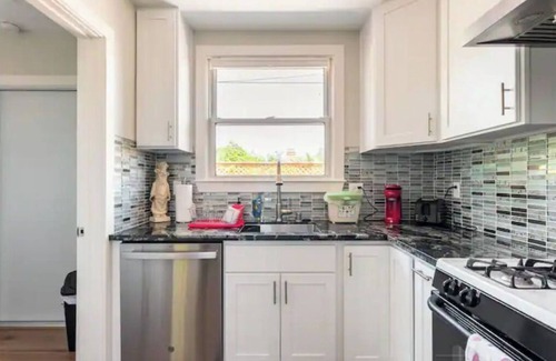 Centennial Apartment | 1 Bedroom Home with Home Office