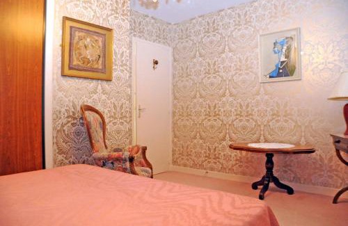 Tournus House | 1 Bedroom House 20min walk to centre in Tournus