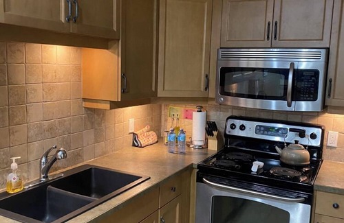 Scotch Creek Condo | 1 Bedroom Lakeside condo in Scotch Creek