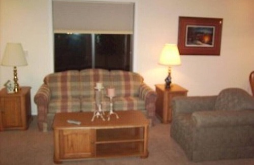 Spirit Lake Resort | 1 Bedroom Lock-Out at Village West