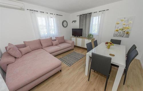 Bobovisca House | 1 Bedroom Lovely Home In Bobovisca