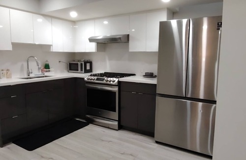 Markham House | 1 bedroom private Basement suite in the Heart of Markham