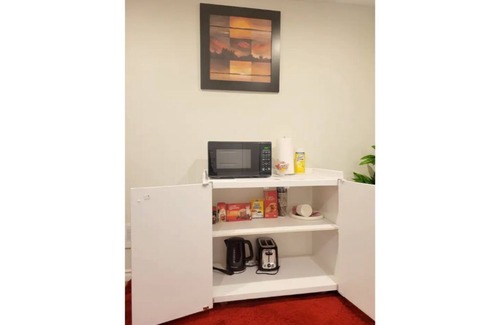 Transcona Apartment | 1 Bedroom Private Basement Suite