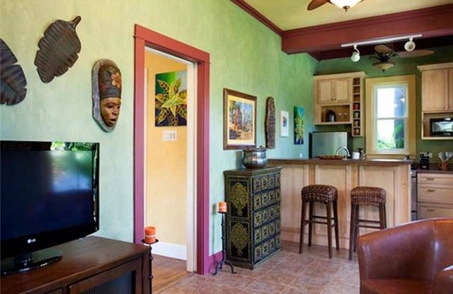 Ocho Rios Cottage | 1 bedroom Seaside Cottage - Pool/Beach/Wifi/Restaurant/House keeping HCC