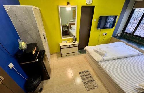 Bandra West Apartment | 1 Bedroom Studio Apartment- Close to BKC