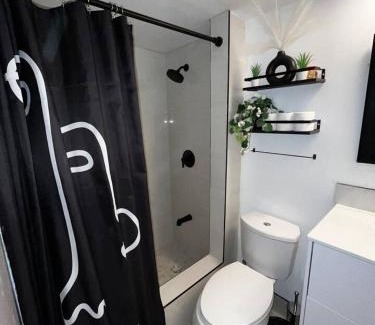 Ajax Apartment | 1 bedroom with private entrance