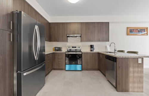 Caledon House | #1 Best Deal in Brampton