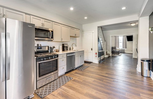 Stroudsburg House | 1 Block to Main Street: Dtwn Stroudsburg Townhome!
