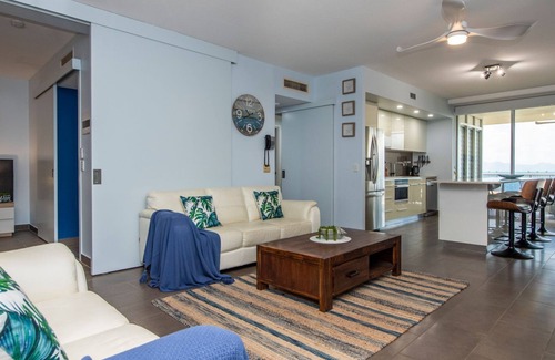 Nelly Bay Apartment | 1 Bright Point Apartment 4105