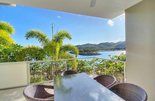 Nelly Bay Apartment | 1 Bright Point Apartment 2204