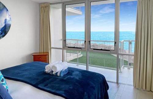 Nelly Bay Apartment | 1 Bright Point Apartment 4104