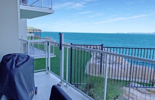 Nelly Bay Apartment | 1 Bright Point Apartment 4104