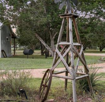 Bandera House | #1 Cabaret Bandera Tin Star Bandera, TX