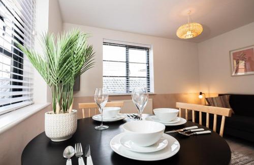 Salisbury Apartment | 1 Castle Mews