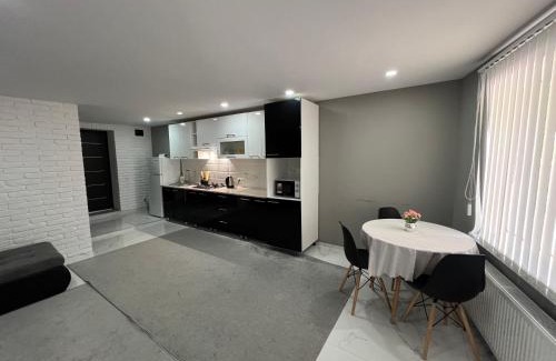 Moldova Apartment | 1-Confortable and ideal Apartament-Квартира посуточно Edinet