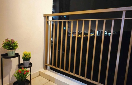 Kajang Apartment | 1 Dream Home @ Tiara Imperio Studio 舒适和最特别让您体验阳台风景