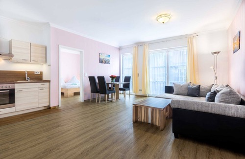 Pepelow Apartment | (1) Gerhard, 2-room apartment, terrace, ground floor - Ostseeferienhaus Drachenflieger