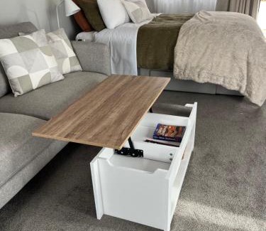 Glenorchy Apartment | #1 Glenorchy Alpine DELUXE Suite