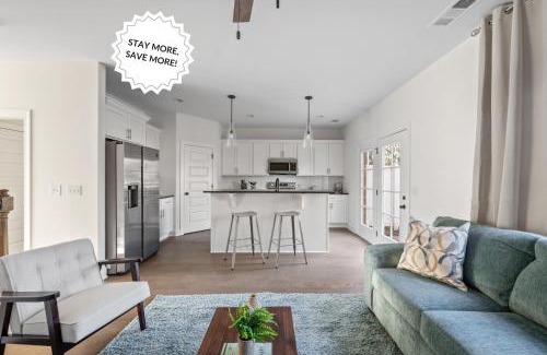 Lakewood House | 1 King 1 Queen 2 Double Garage Washer & Dryer