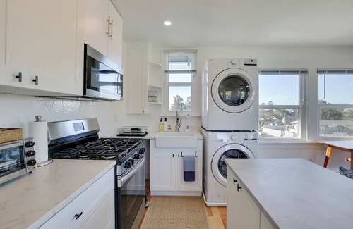Golden Hill Apartment | 1 Mi to Balboa Park: Apt w/Furnished Patio!