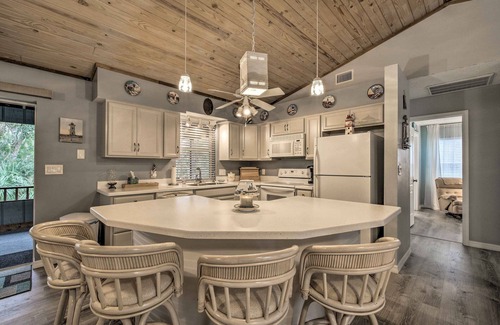 Crystal River House | 1 Mi to Boat Launch: Crystal River Home w/Dock