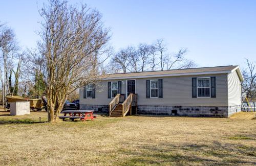 Deal Island House | 1 Mi to Boat Ramp Peaceful Deal Island Home!