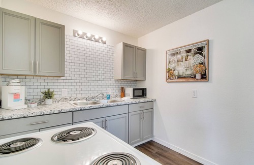 Sallisaw Cottage | < 1 Mi to Cherokee Casino Sallisaw! Home Near I-40