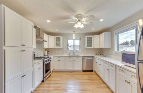 Enumclaw House | 1 Mi to Dtwn: Enumclaw Family Retreat!