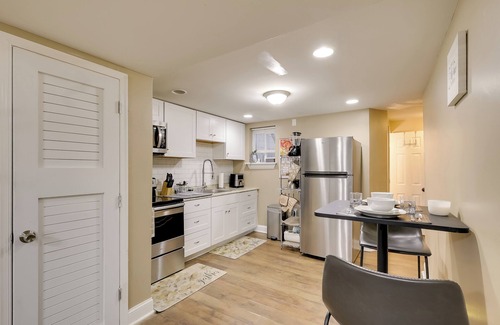 Wilmington House | 1 Mi to Dtwn Wilmington: Convenient + Cozy Home!