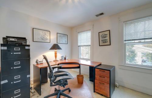 Arlington House | 1 Mi to East Falls Station Home with Office!