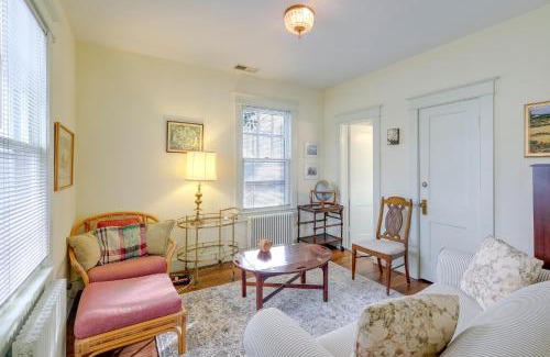 Arlington House | 1 Mi to East Falls Station Home with Office!