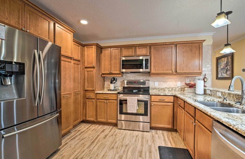 St. Charles House | ~ 1 Mi to Golf: Home w/Patio in The Villages!